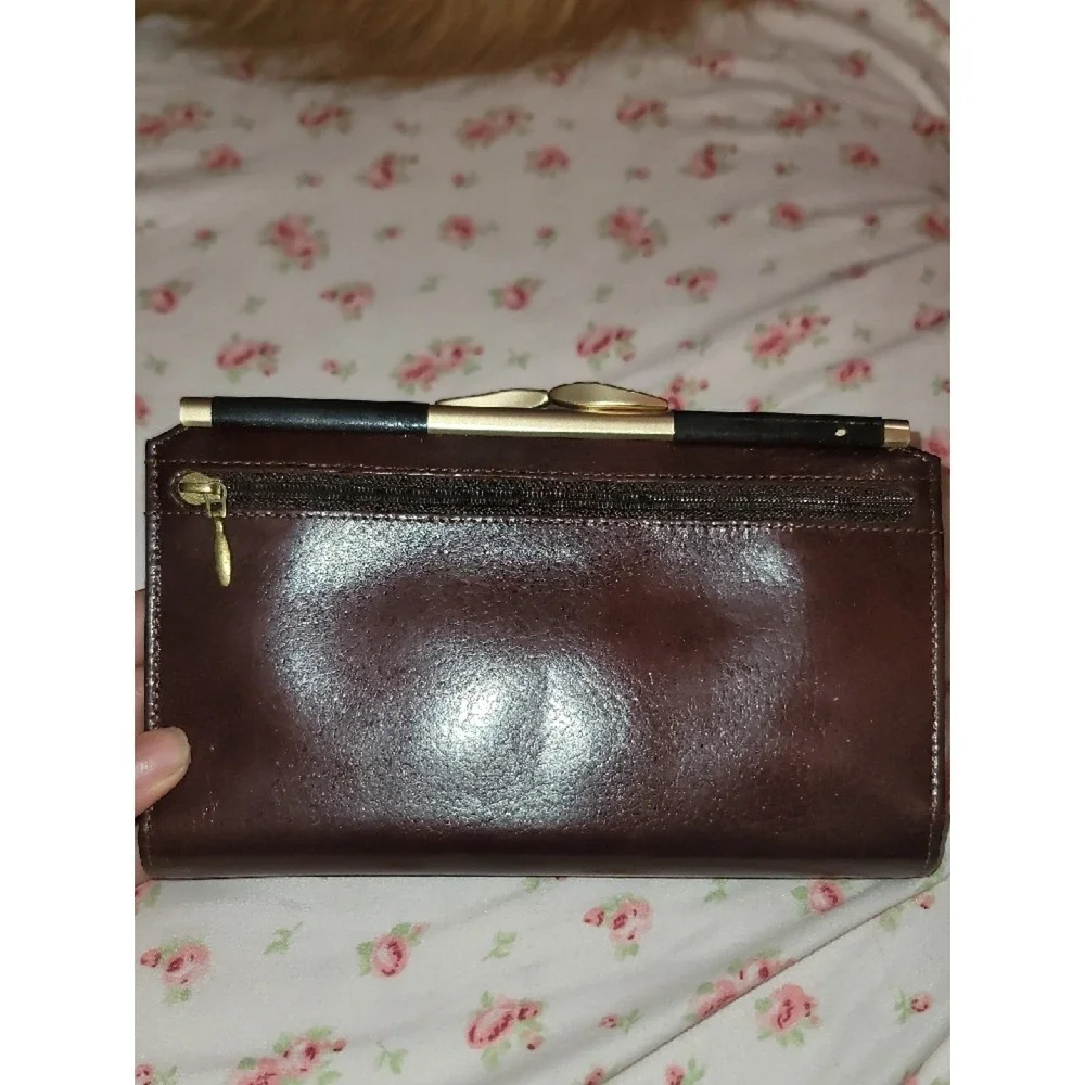 Classic Brown Leather Wallet with Gold Hardware 8